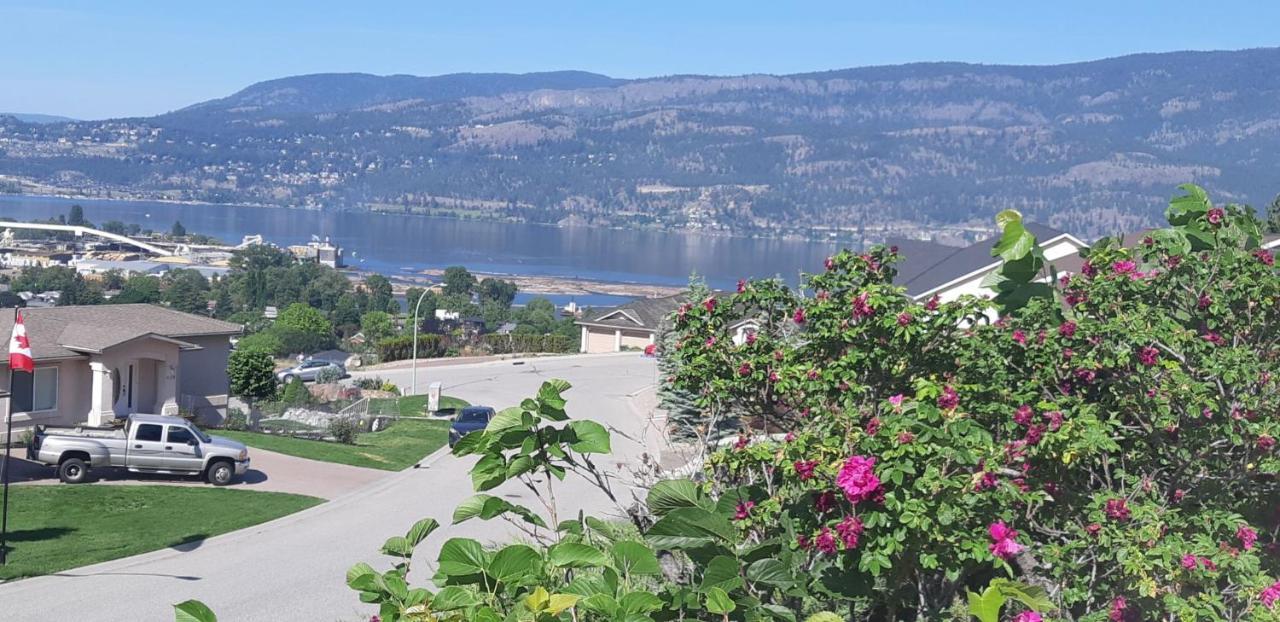 Lakeview House With 4 Rooms Kelowna Near Downtown & Knox Moutain Exterior foto