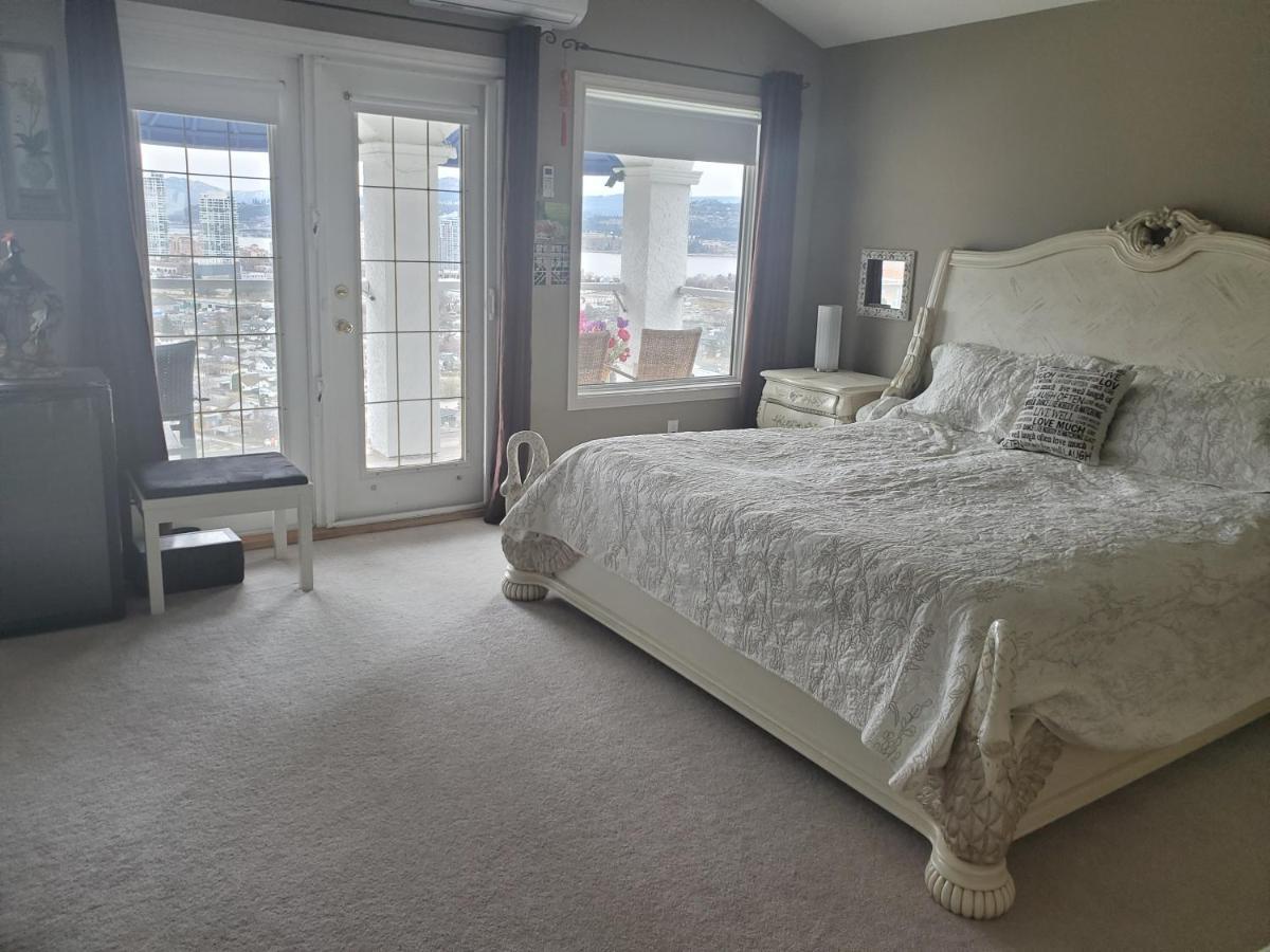 Lakeview House With 4 Rooms Kelowna Near Downtown & Knox Moutain Exterior foto