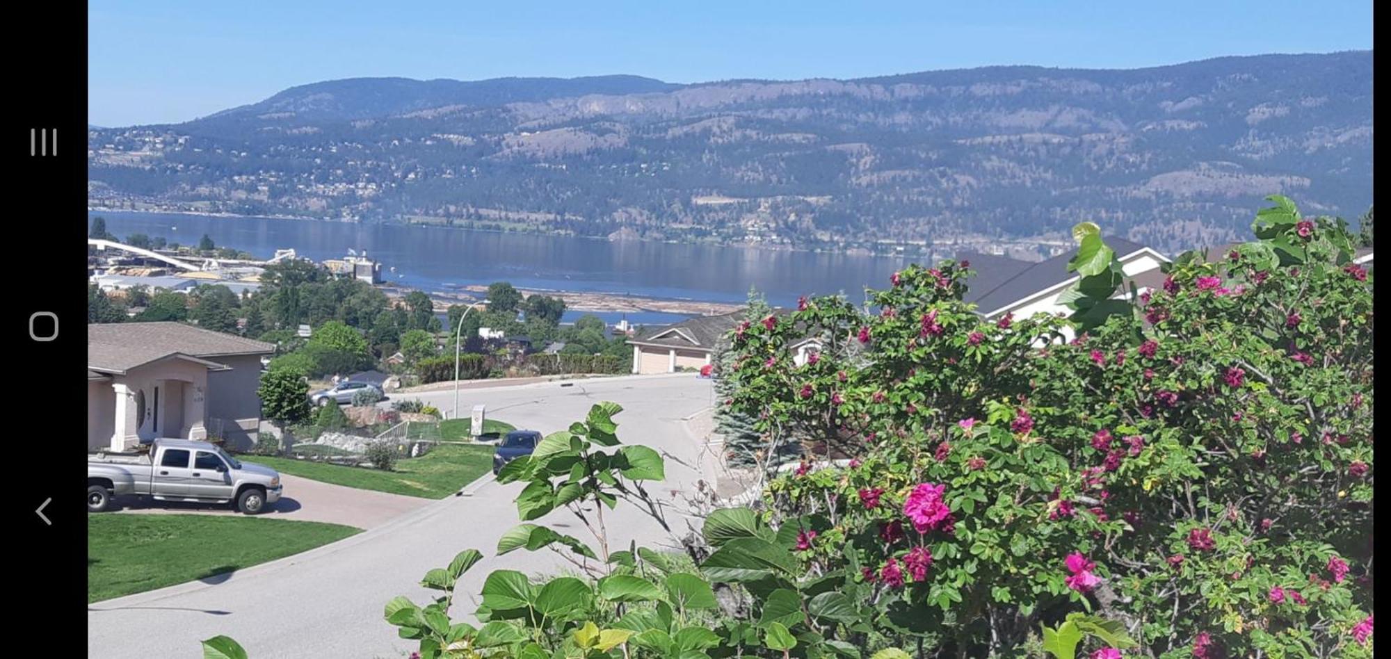 Lakeview House With 4 Rooms Kelowna Near Downtown & Knox Moutain Habitación foto